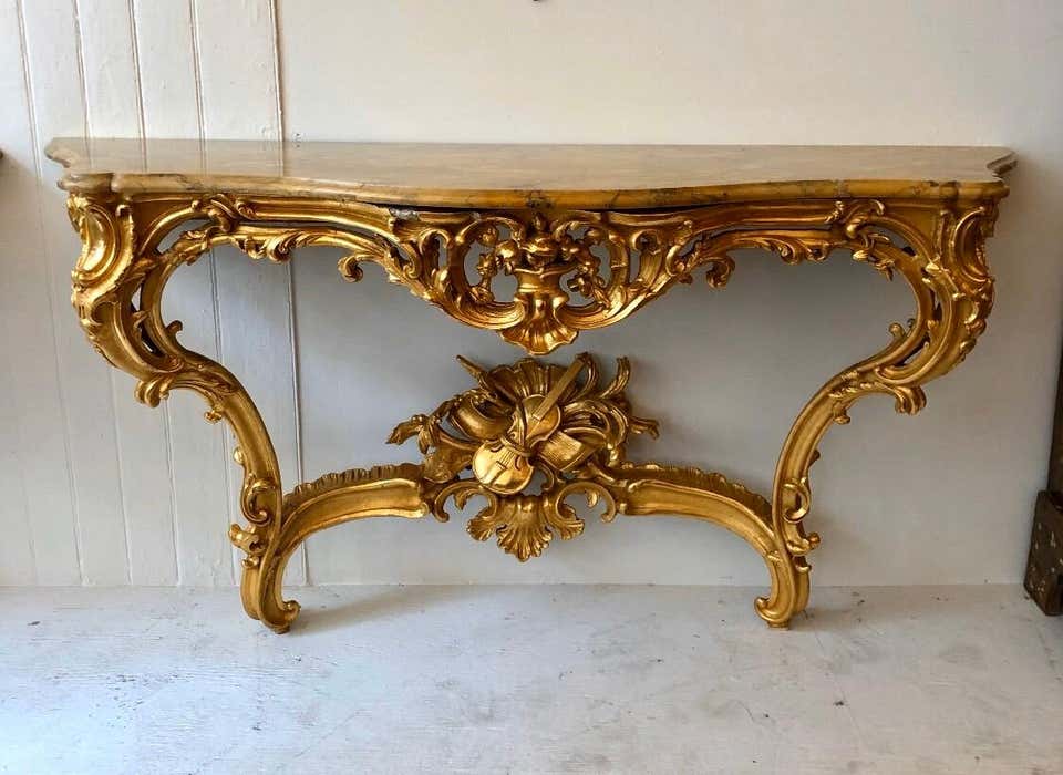 Pair of Georgian Irish Giltwood Consoles with Scagliola Marble Tops - Image 2