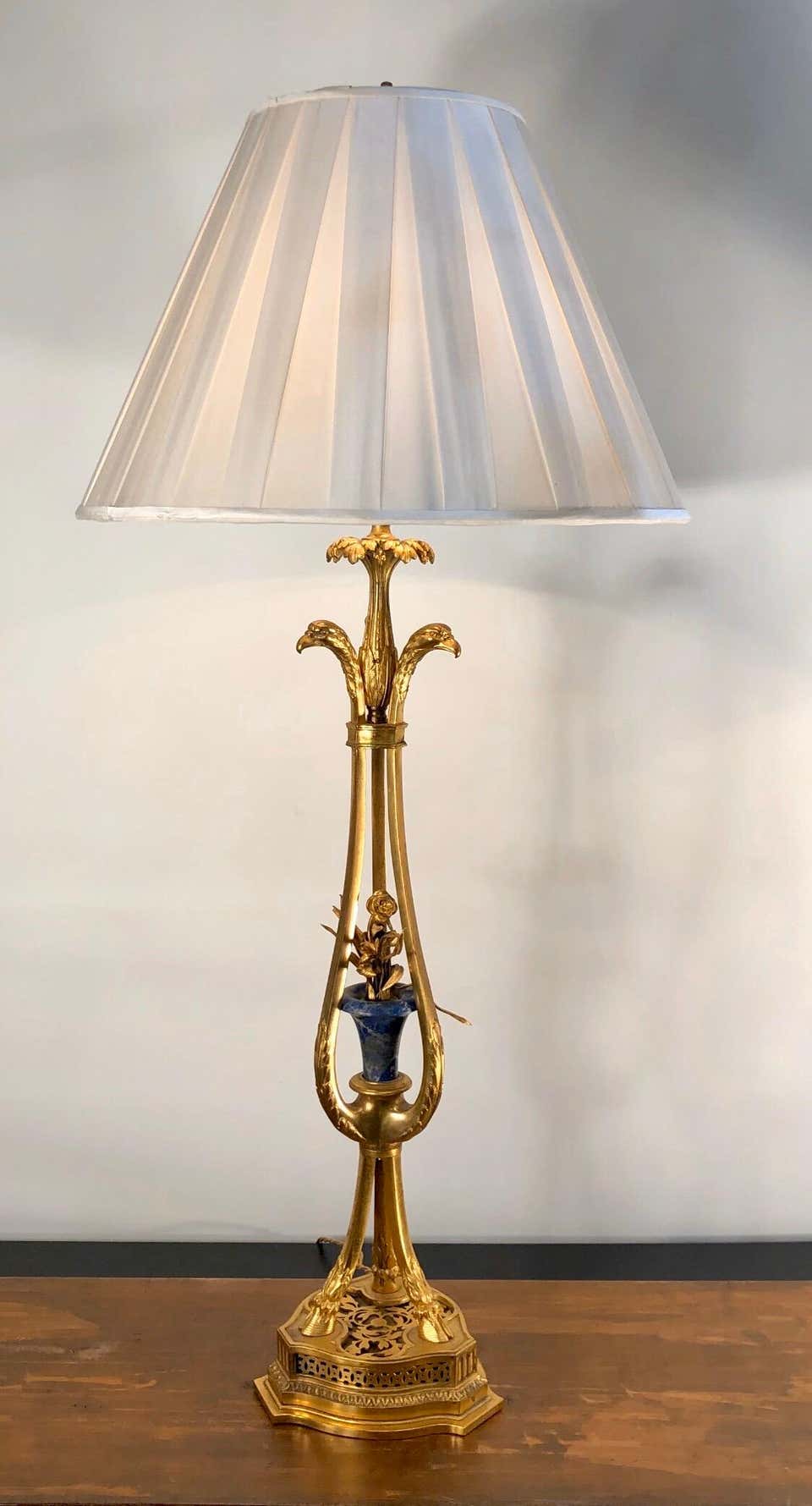 19th Century Pair of French Bronze Doré and Lapis Lamps with Eagle Heads - Image 2