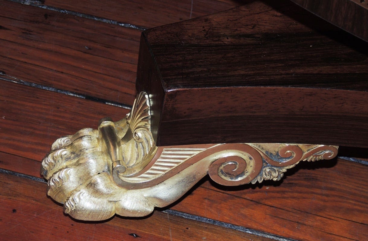 19th Century English Regency Rosewood Breakfast Table with Gilt Paw Feet - Image 5