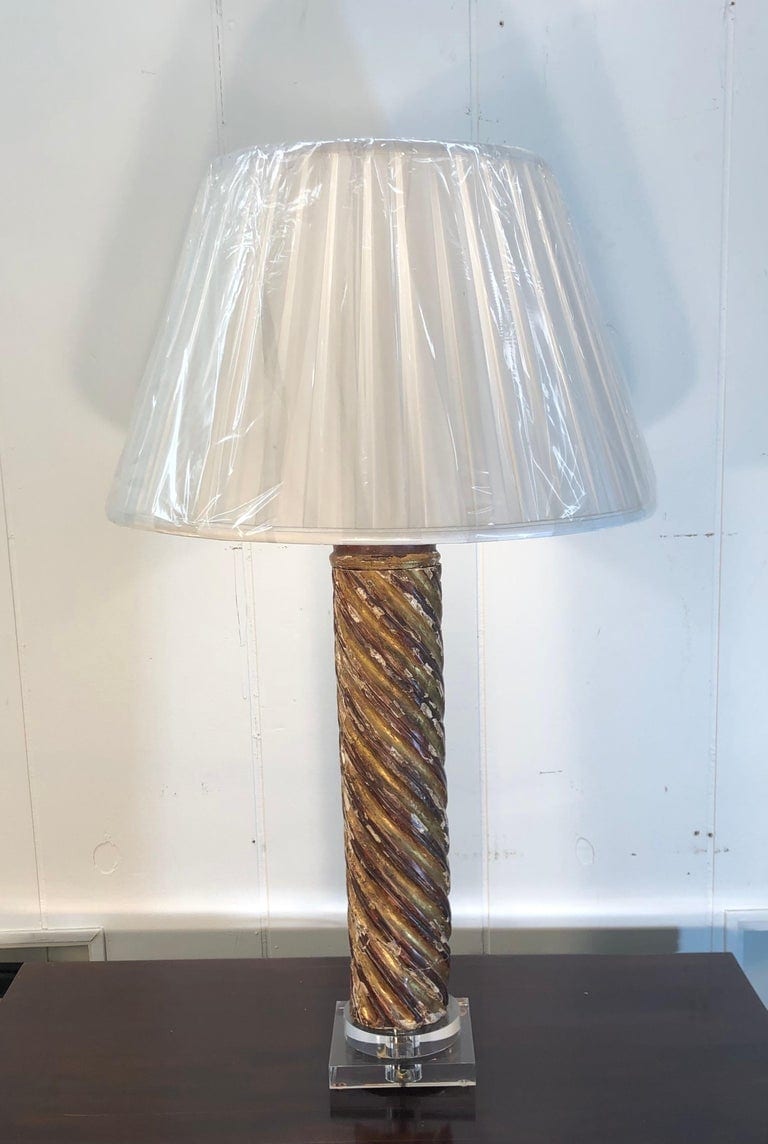 Pair of Mid-18th Century Italian Giltwood Column Lamps - Image 5