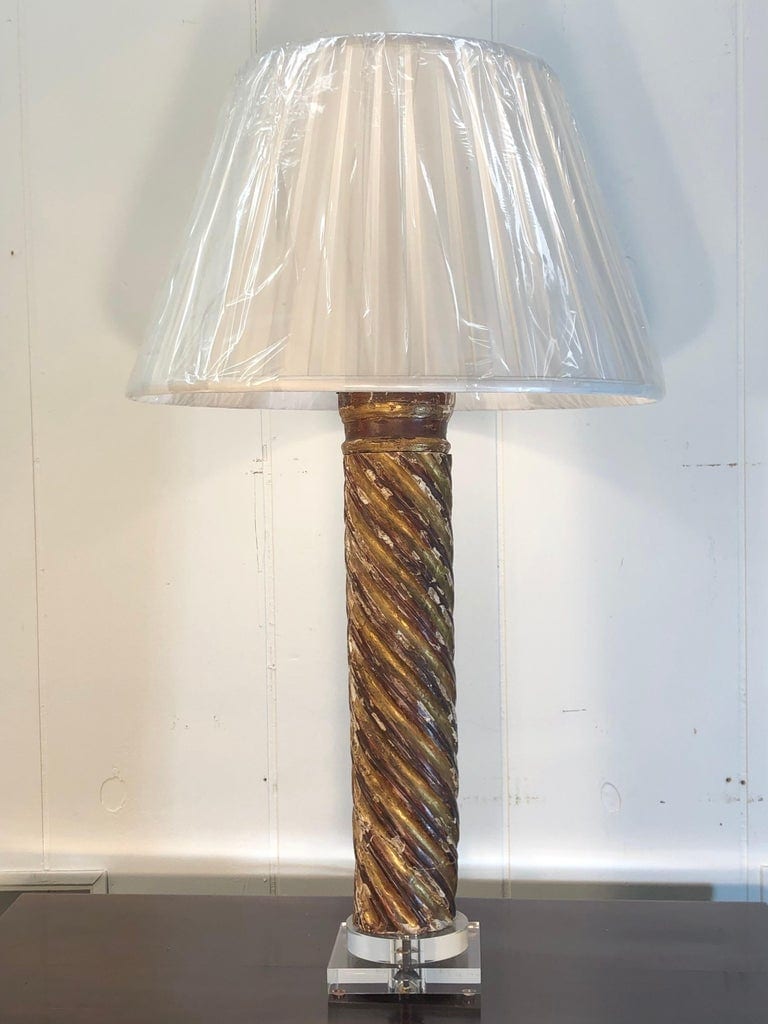 Pair of Mid-18th Century Italian Giltwood Column Lamps - Image 8